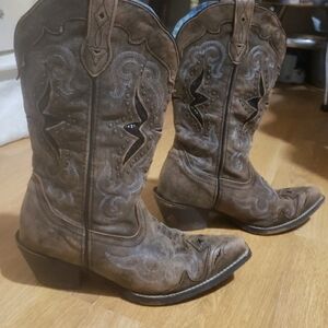Laredo Tan Embroidered Heeled Boots